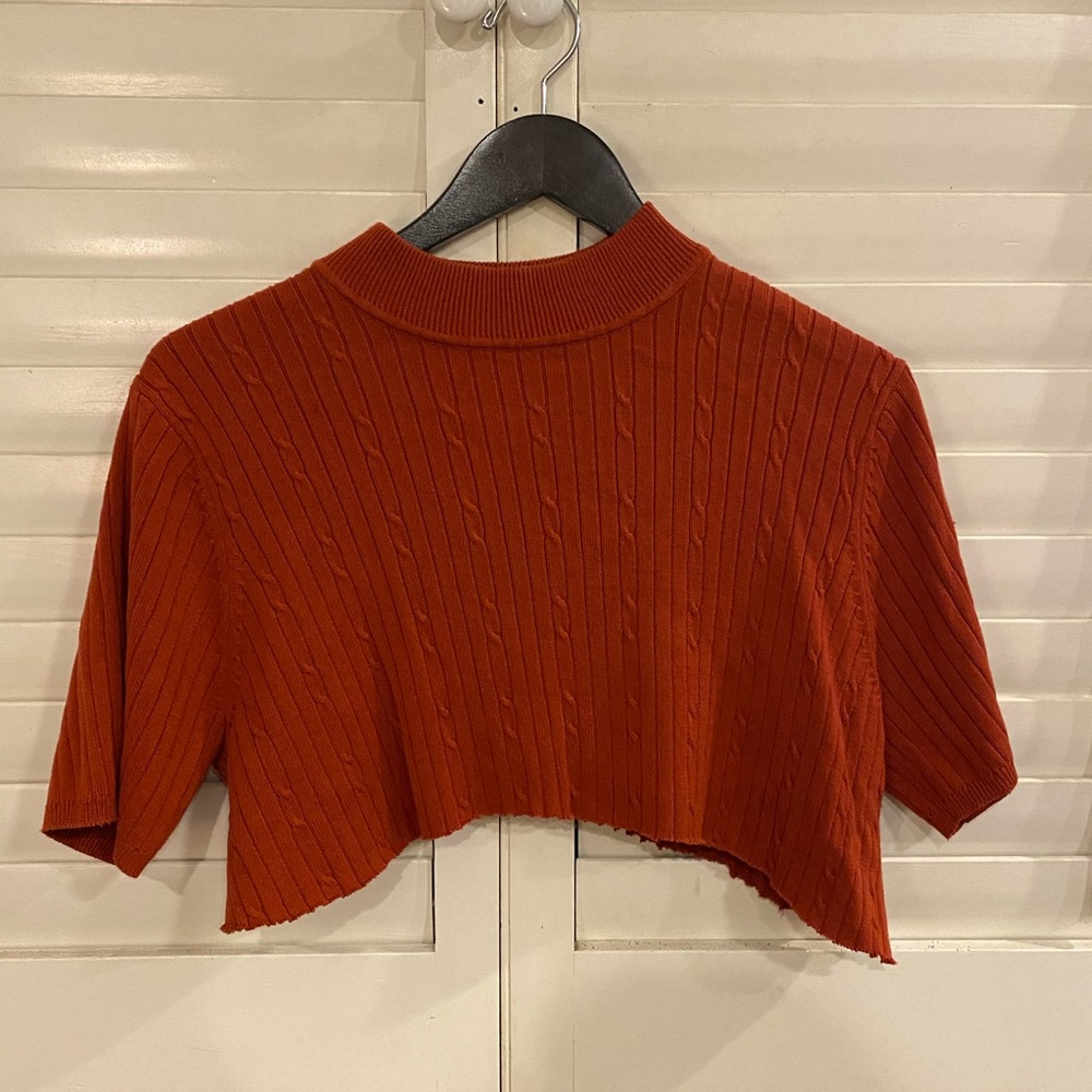 Vintage style crop top